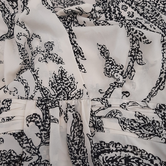 $5 DEAL Chadwicks Paisley Print Blouse - Picture 2 of 5